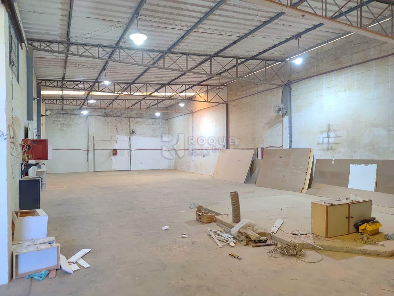 Barracão/Galpão para aluguel no bairro Jardim Barão de Souza Queiroz: Barracão