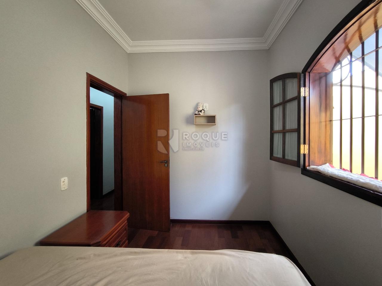 Casa Residencial à venda no bairro Vila da Glória: DORMITÓRIO 1