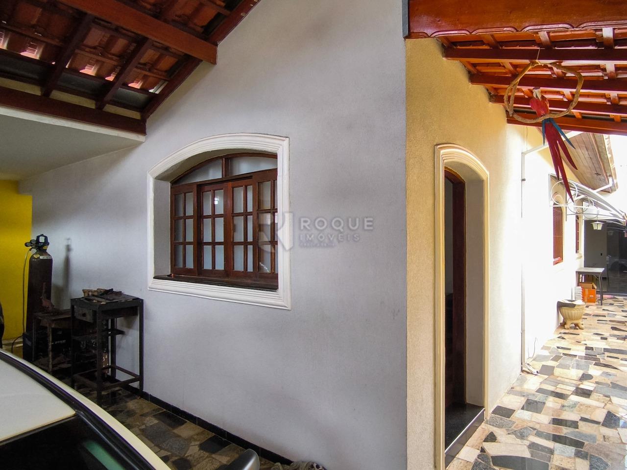 Casa Residencial à venda no bairro Vila da Glória: FRENTE