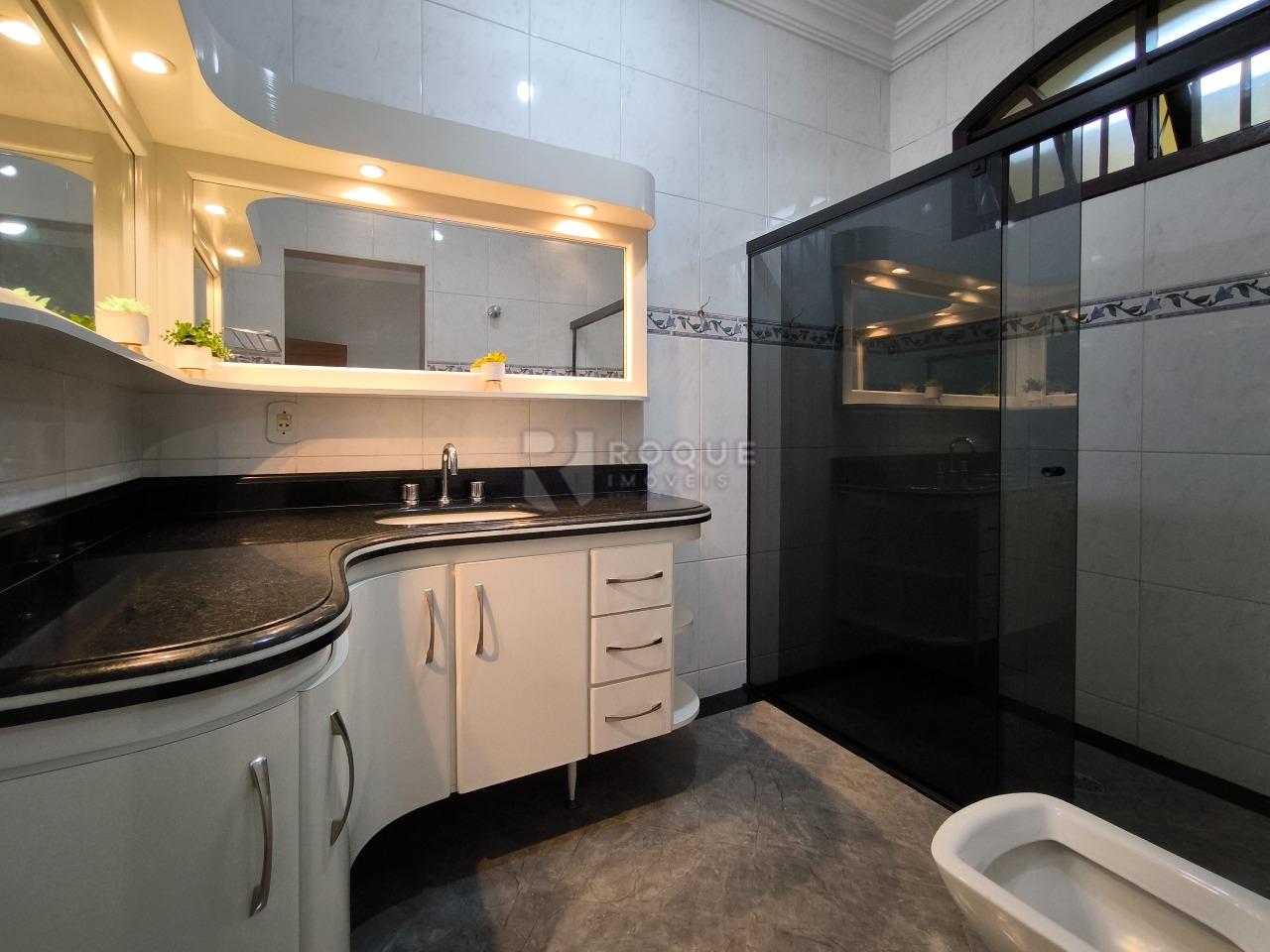 Casa Residencial à venda no bairro Vila da Glória: WC SUÍTE