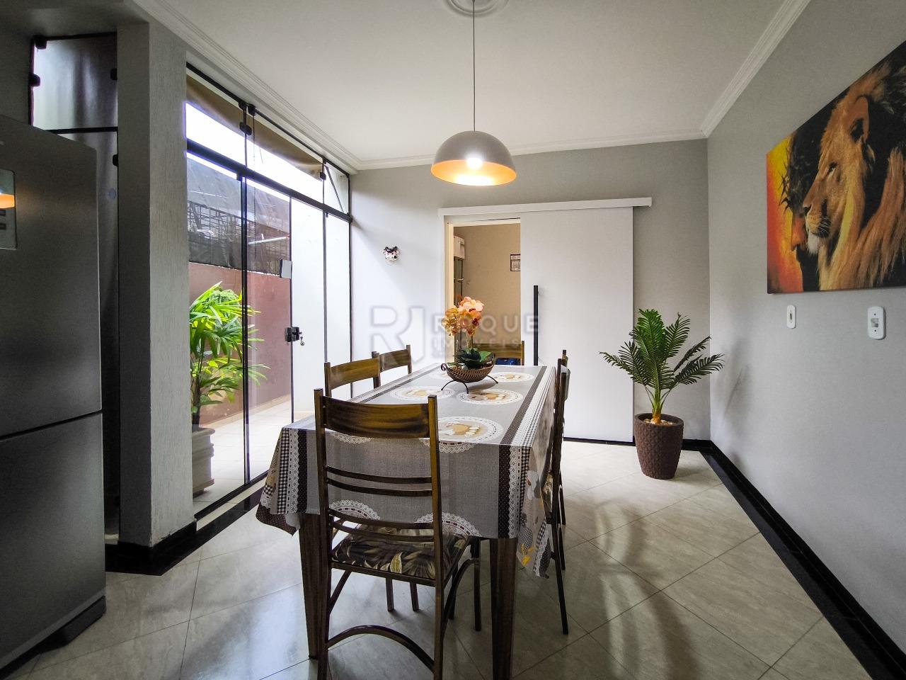 Casa Residencial à venda no bairro Vila da Glória: SALA DE JANTAR