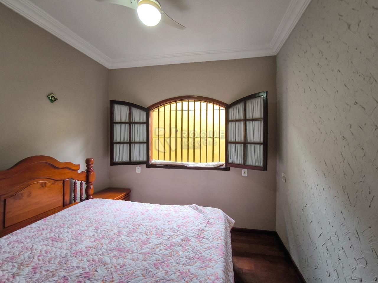 Casa Residencial à venda no bairro Vila da Glória: SUÍTE