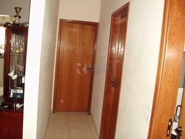 Casa Comercial à venda no bairro DISTRITO INDUSTRIAL I: 