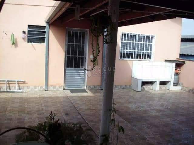 Casa Comercial à venda no bairro DISTRITO INDUSTRIAL I: 