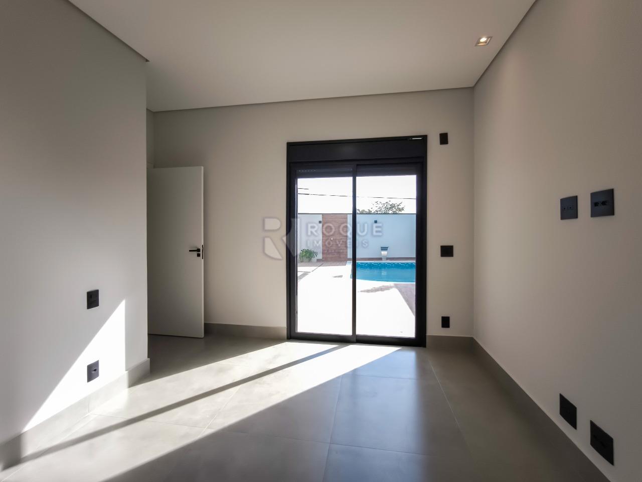 Casa em condomínio à venda no bairro Vale das Oliveiras: SUÍTE MASTER