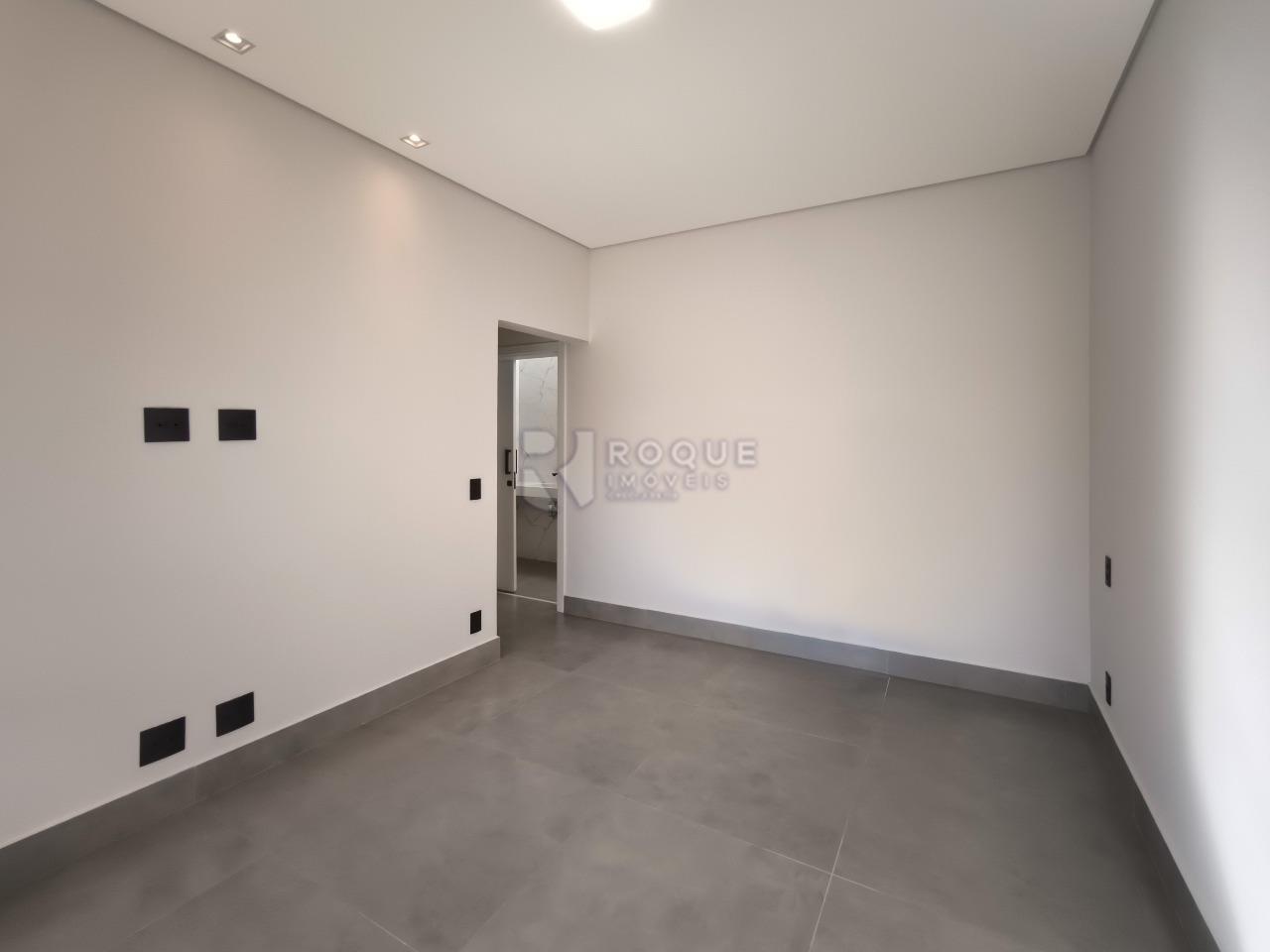 Casa em condomínio à venda no bairro Vale das Oliveiras: SUÍTE MASTER