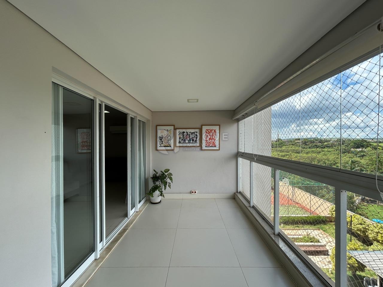 Apartamento à venda no bairro Jardim Aquárius: Sacada