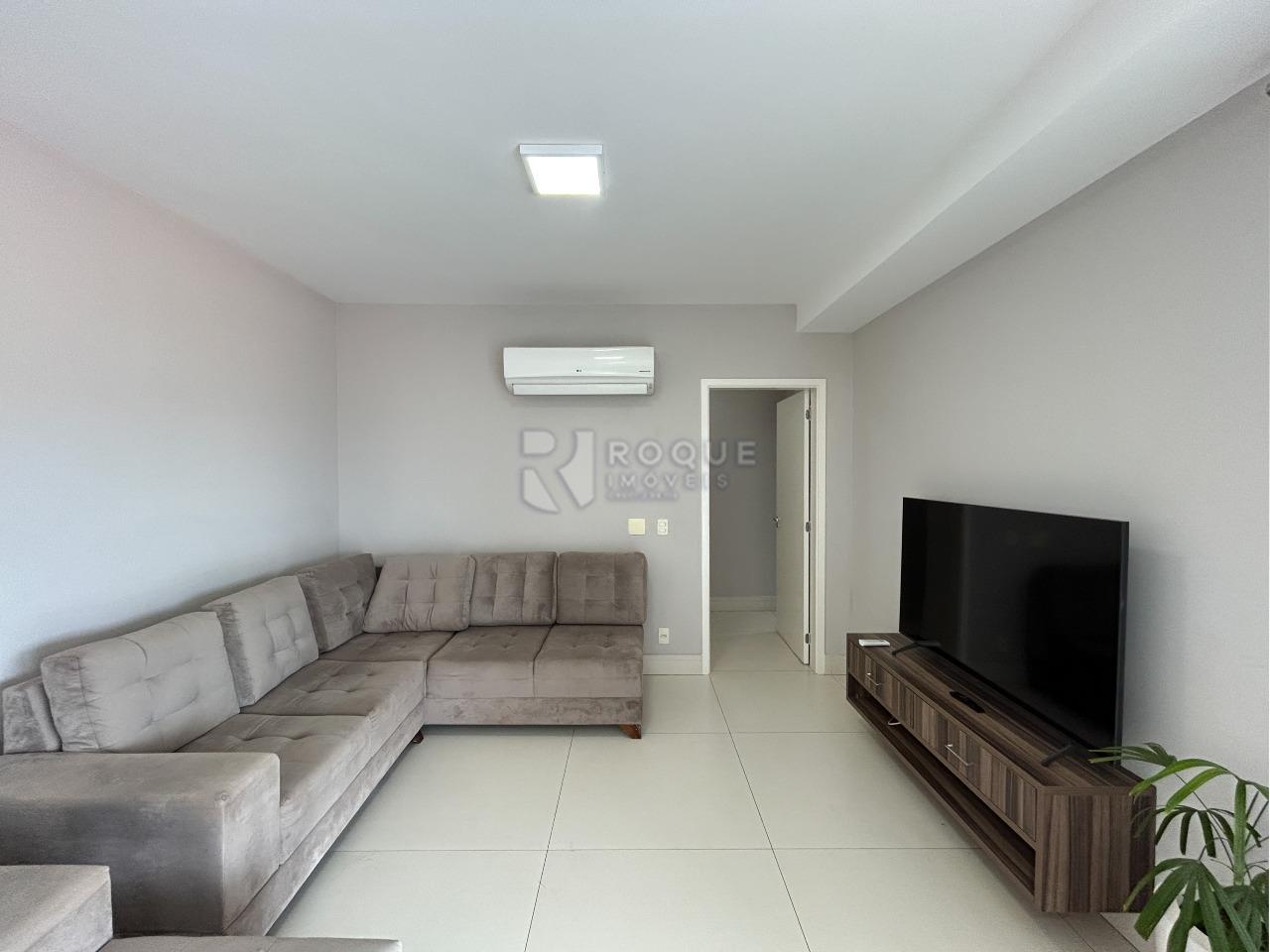 Apartamento à venda no bairro Jardim Aquárius: Sala