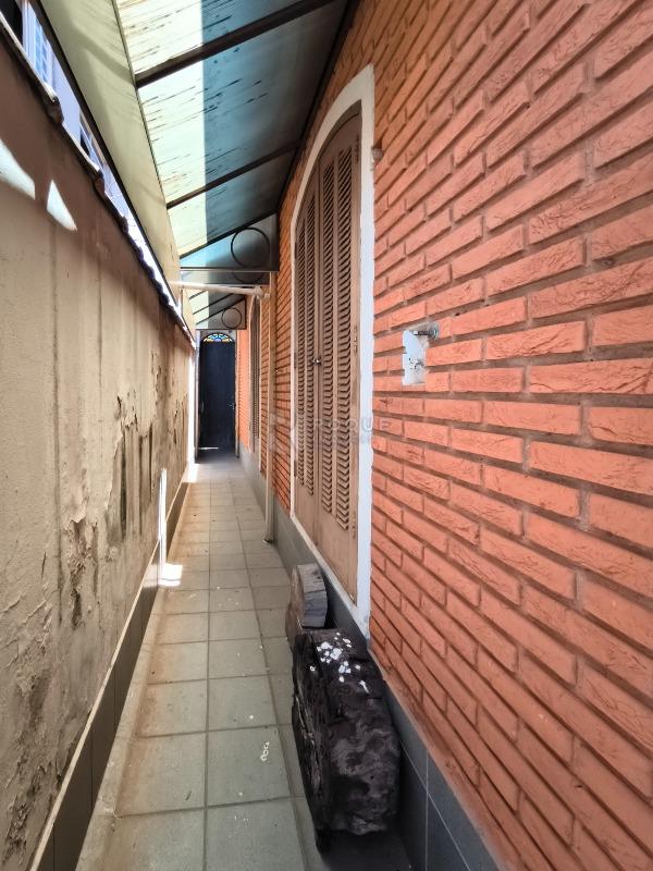 Casa Residencial à venda no bairro Vila Camargo: LATERAL EXTERNA