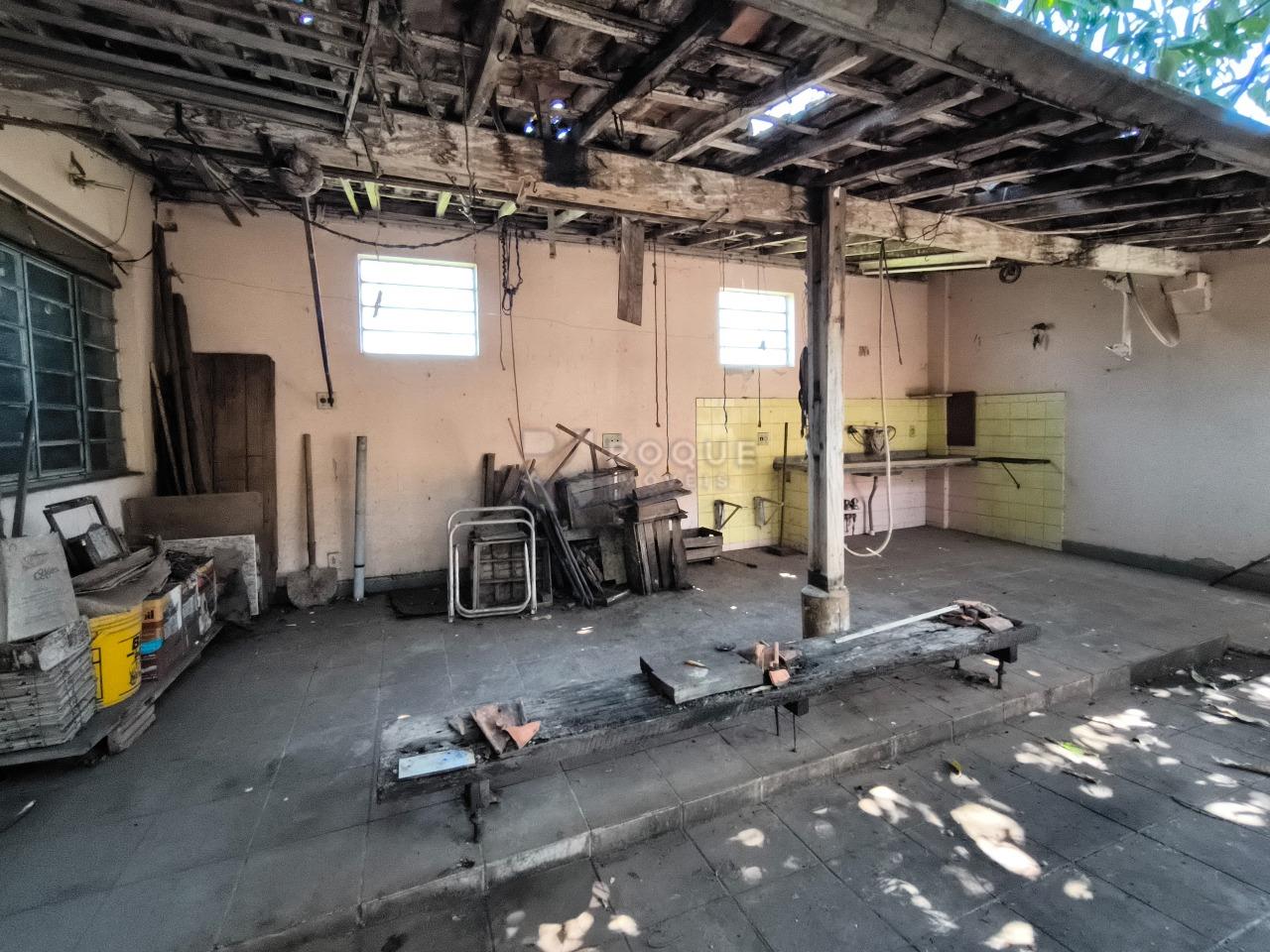 Casa Residencial à venda no bairro Vila Camargo: RANCHO