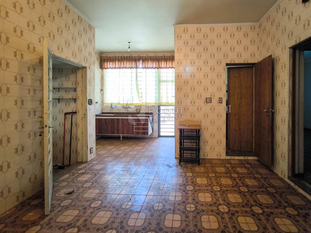 Casa Residencial à venda no bairro Vila Camargo: COZINHA