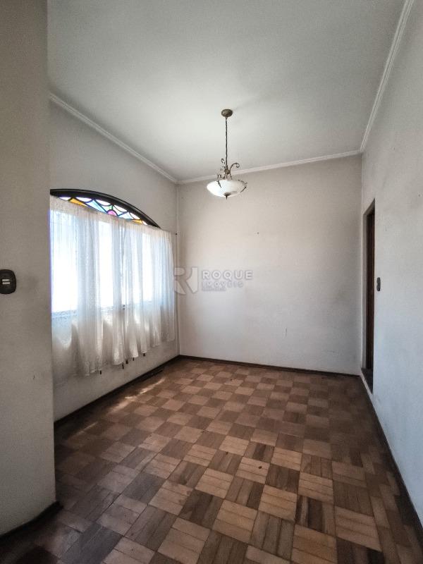 Casa Residencial à venda no bairro Vila Camargo: SALA DE ESTAR