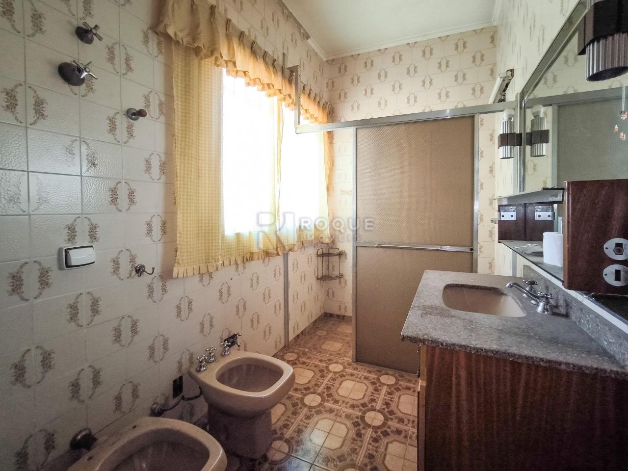 Casa Residencial à venda no bairro Vila Camargo: WC SUÍTE