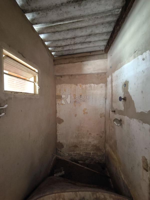 Casa Residencial à venda no bairro Vila Queiroz: BANHEIRO SOCIAL EDÍCULA