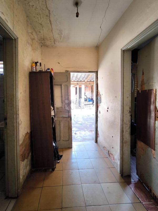 Casa Residencial à venda no bairro Vila Queiroz: ÁREA DE CIRCULAÇÃO