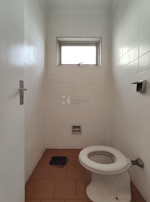 Salas/Conjuntos à venda no bairro Centro: WC social 1