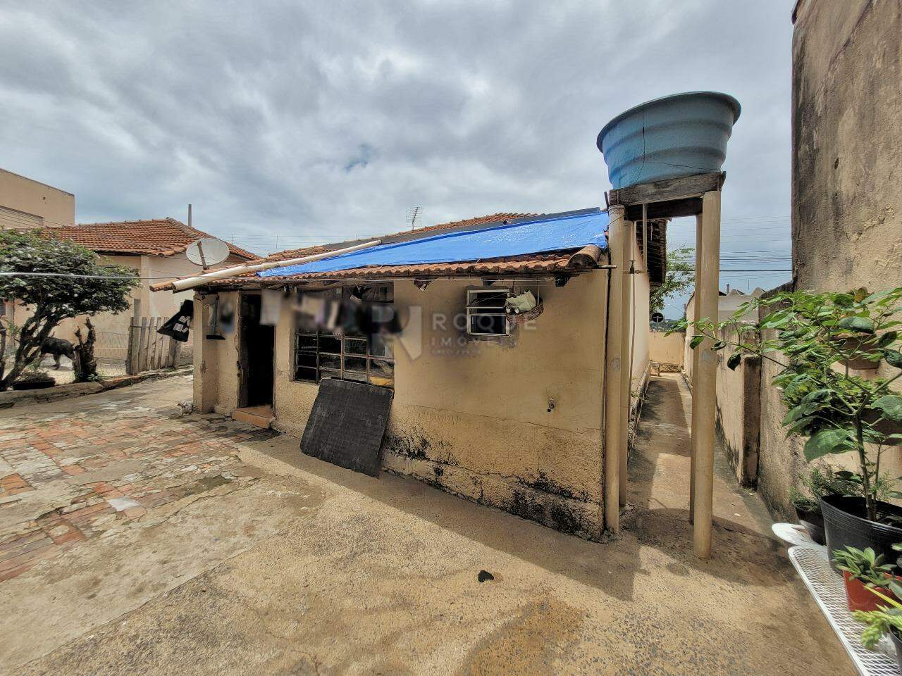 Casa Residencial à venda no bairro Jardim Nova Suiça: FUNDOS