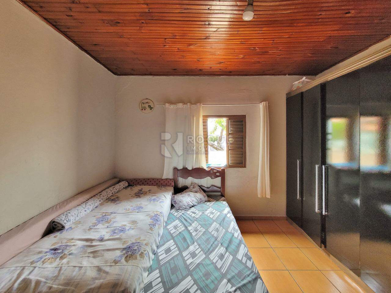 Casa Residencial à venda no bairro Jardim Nova Suiça: DORMITÓRIO 1