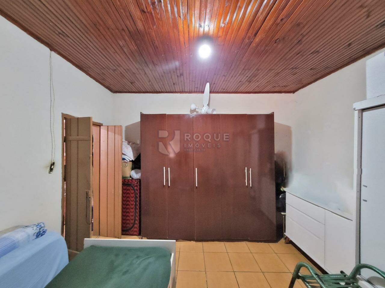 Casa Residencial à venda no bairro Jardim Nova Suiça: DORMITÓRIO 2