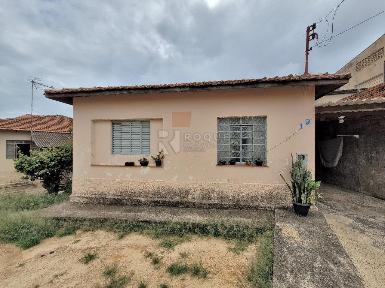 Casa Residencial à venda no bairro Jardim Nova Suiça: FRENTE