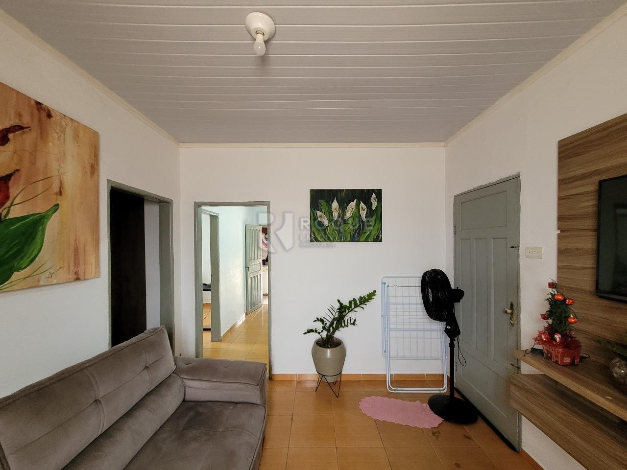 Casa Residencial à venda no bairro Jardim Nova Suiça: SALA DE ESTAR