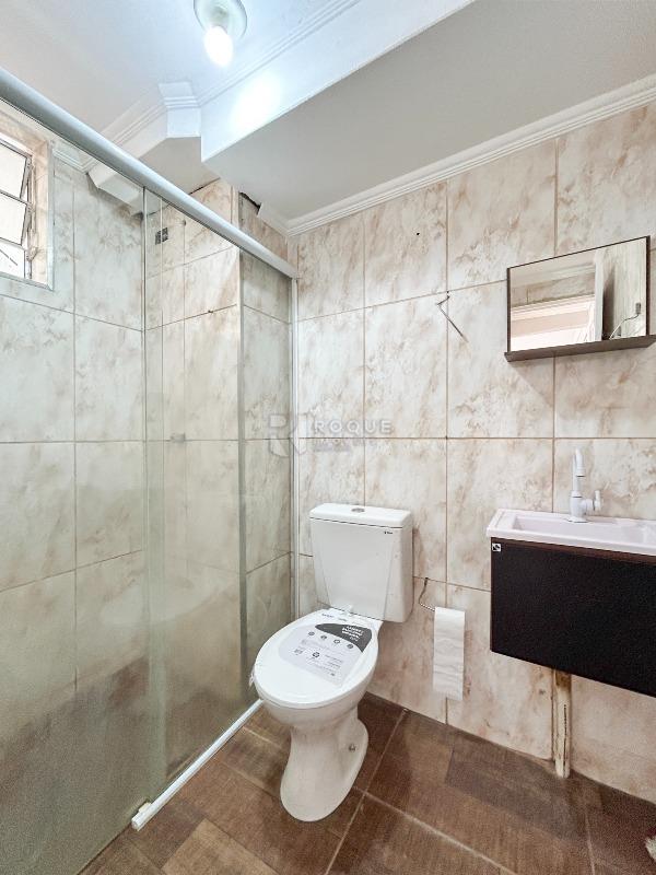 Apartamento para aluguel no bairro Jardim Olga Veroni: WC social 