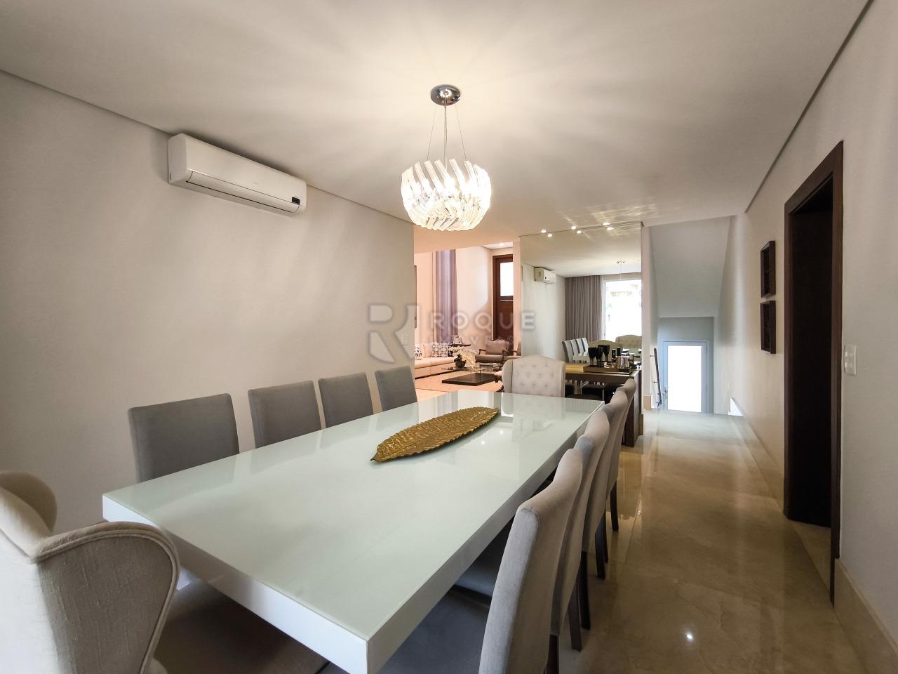 Casa em condomínio à venda no bairro Ville de France: SALA DE JANTAR