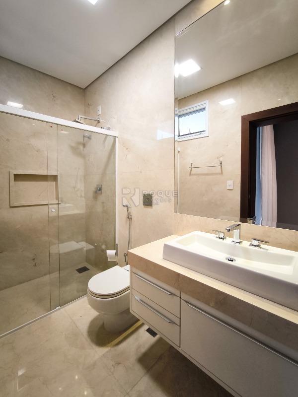 Casa em condomínio à venda no bairro Ville de France: WC SUÍTE 2