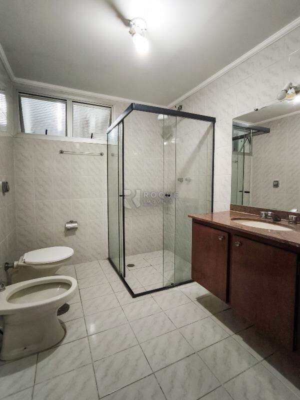 Apartamento à venda no bairro Centro: BANHEIRO SOCIAL