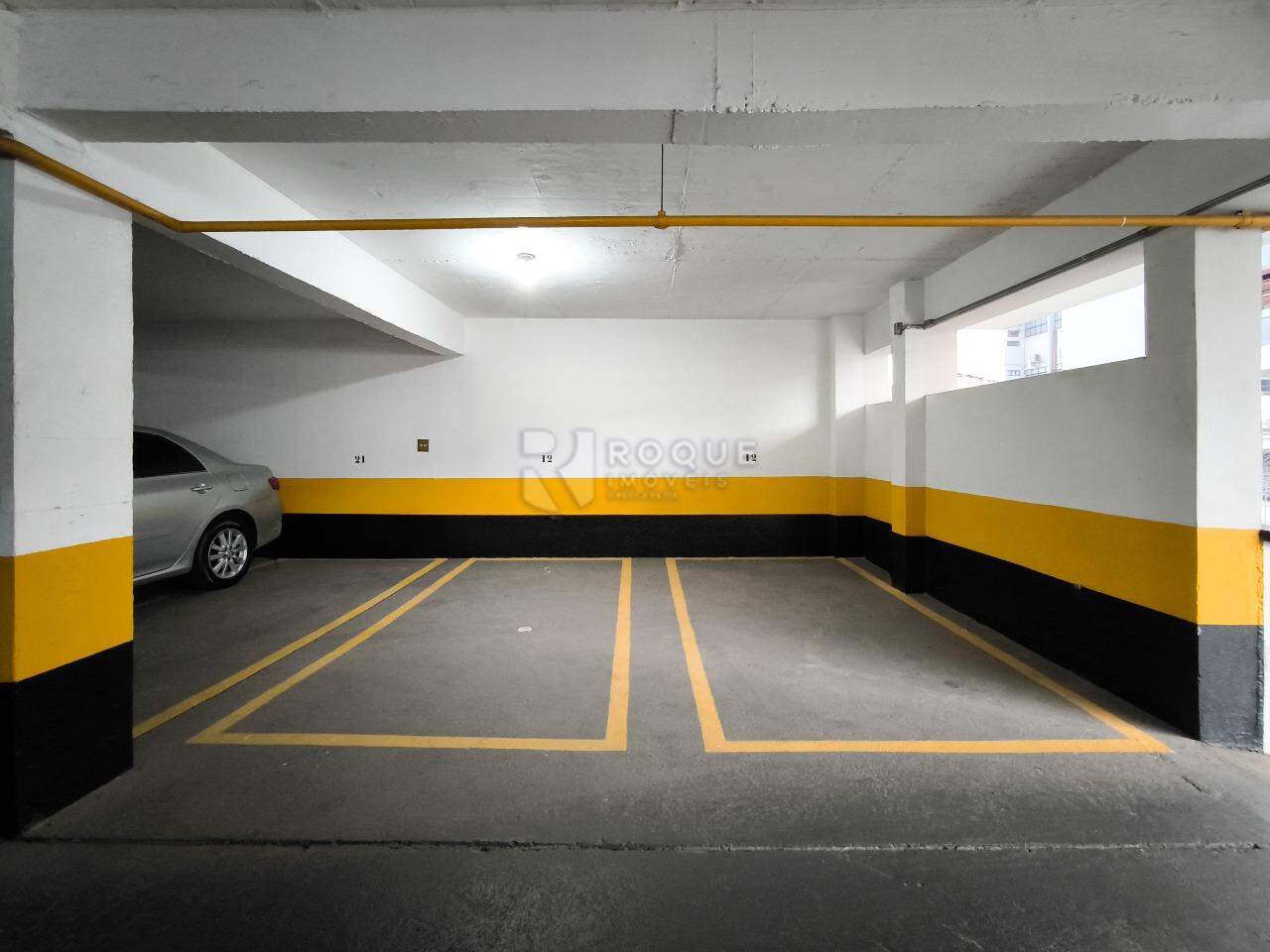 Apartamento à venda no bairro Centro: VAGAS DE GARAGEM