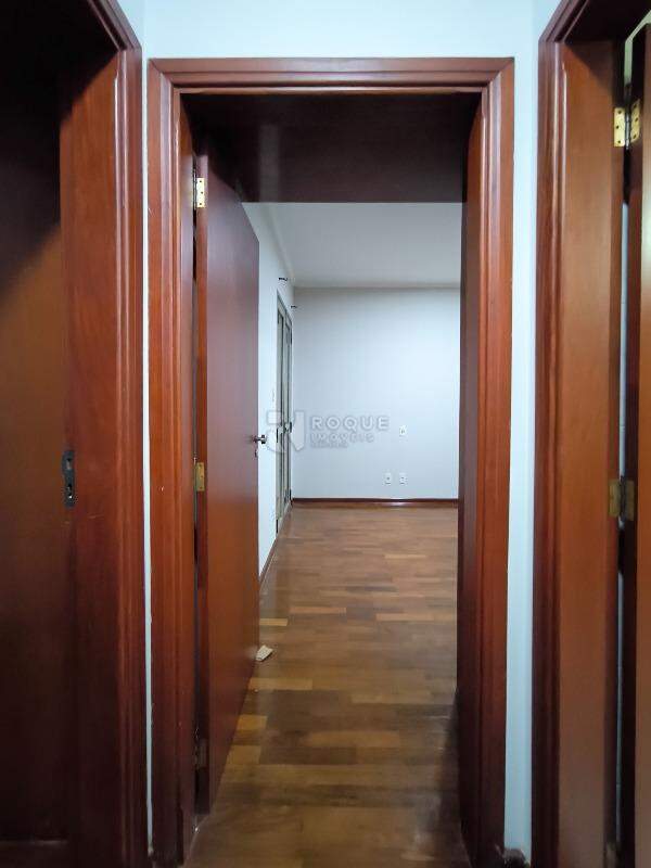 Apartamento à venda no bairro Centro: SUÍTE