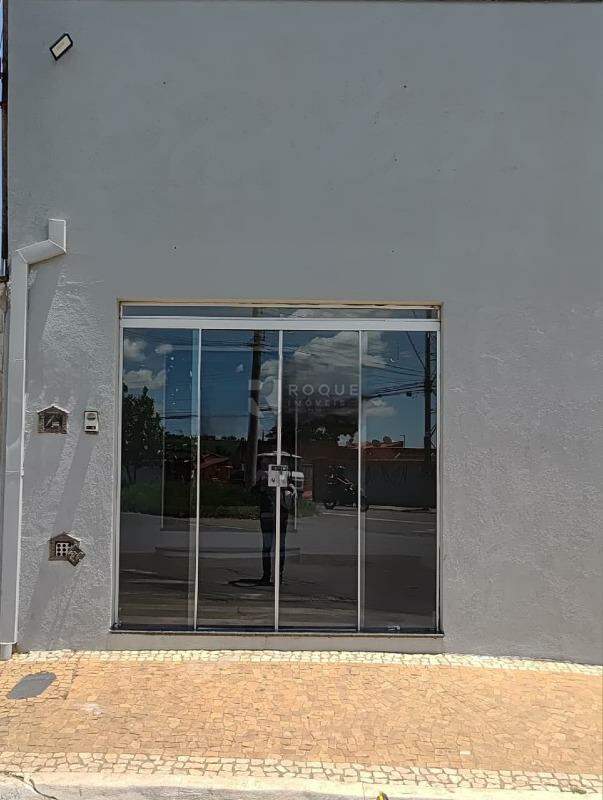 Salão para aluguel no bairro Parque Residencial Abílio Pedro: Fachada