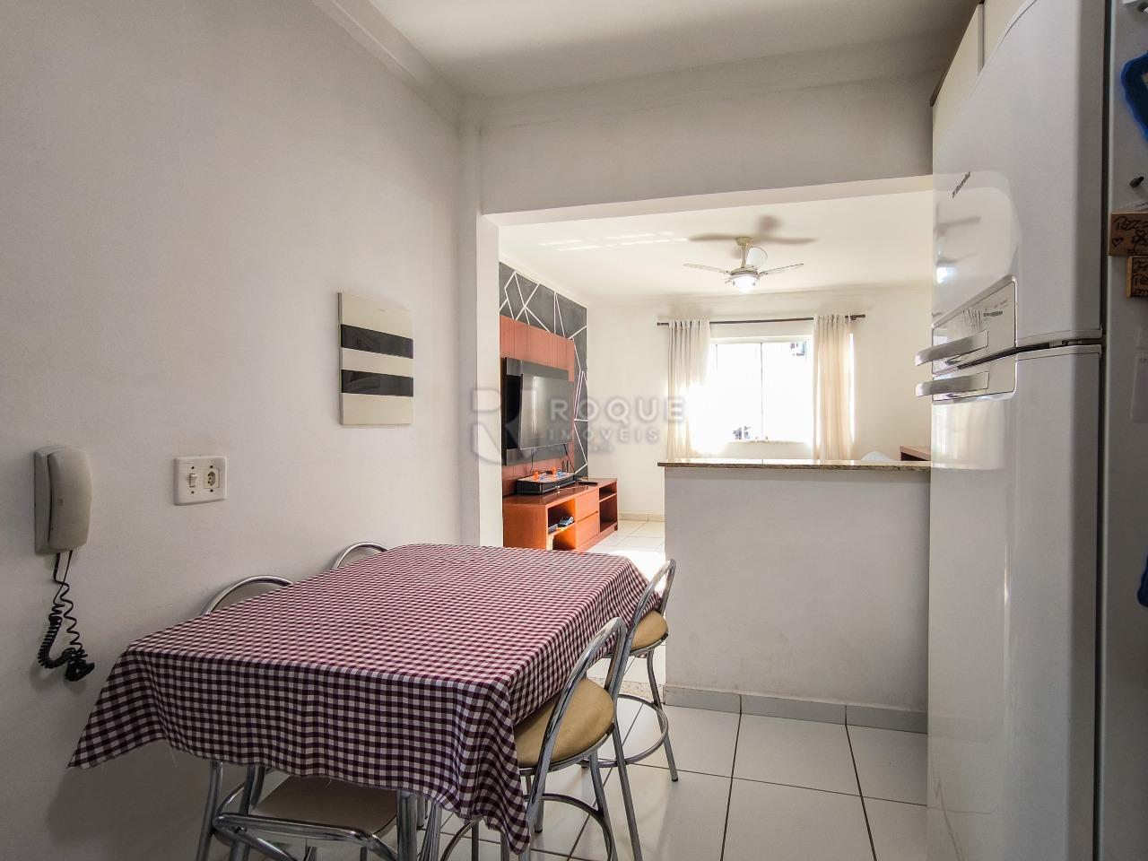 Apartamento à venda no bairro Jardim Nossa Senhora do Amparo: COZINHA