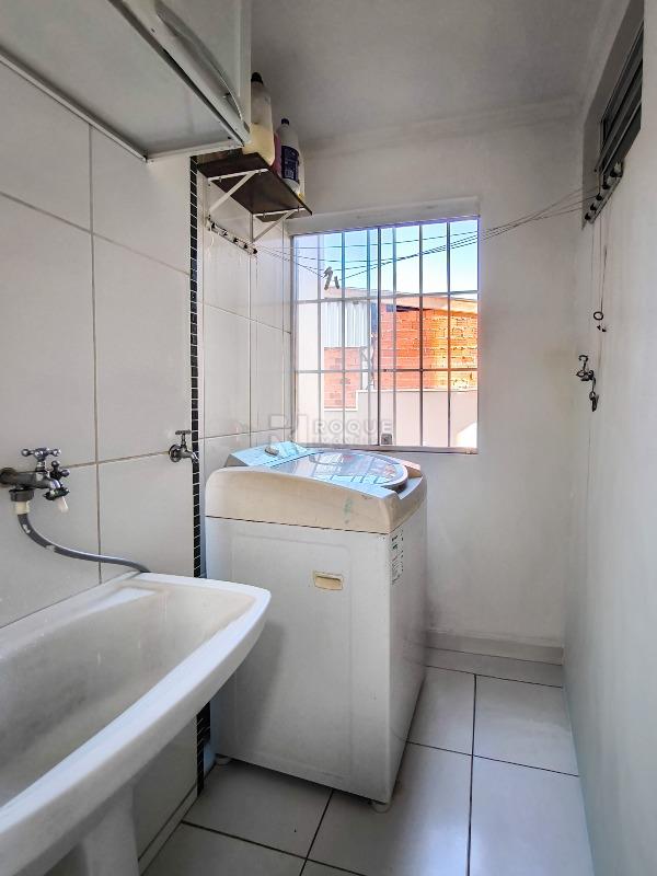 Apartamento à venda no bairro Jardim Nossa Senhora do Amparo: LAVANDERIA