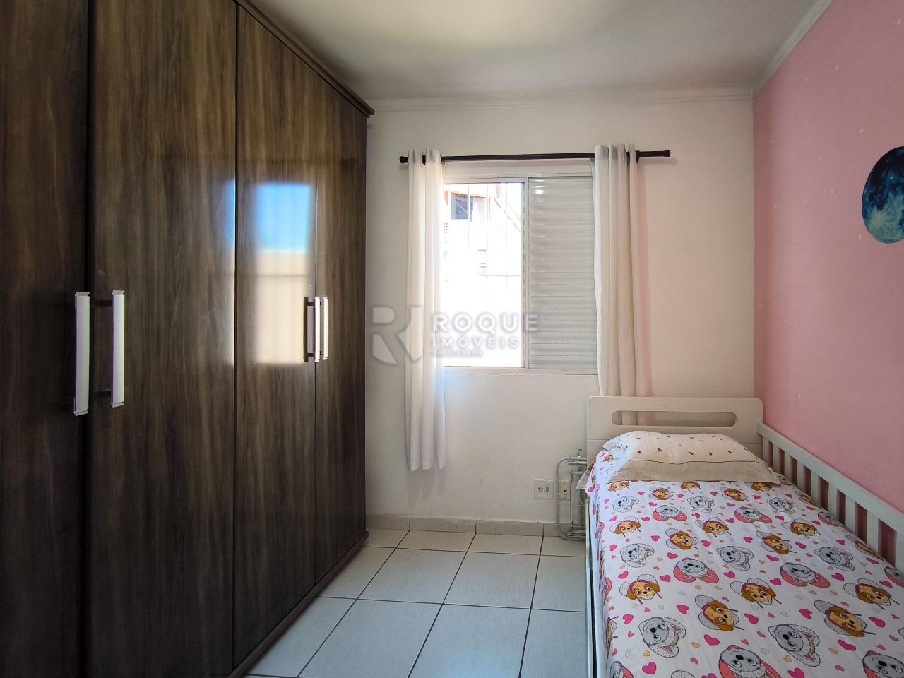 Apartamento à venda no bairro Jardim Nossa Senhora do Amparo: DORMITÓRIO 2