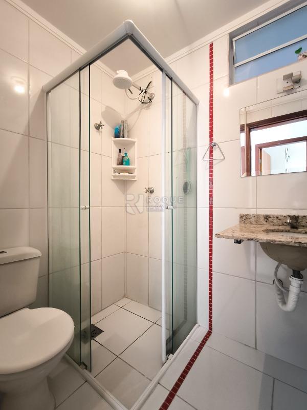 Apartamento à venda no bairro Jardim Nossa Senhora do Amparo: BANHEIRO SOCIAL