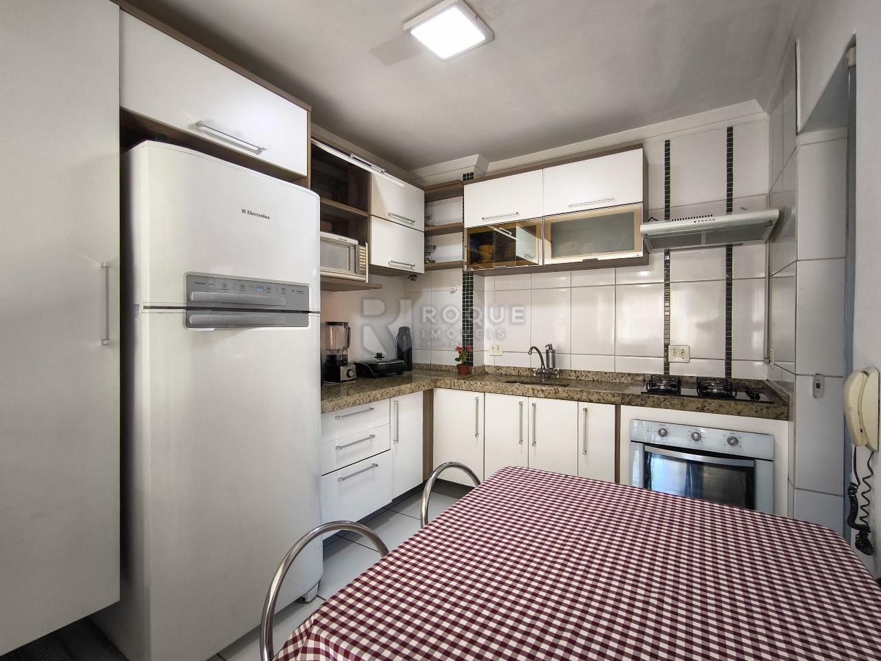 Apartamento à venda no bairro Jardim Nossa Senhora do Amparo: COZINHA