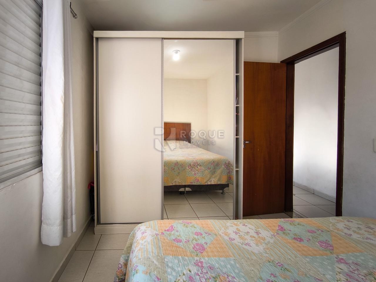 Apartamento à venda no bairro Jardim Nossa Senhora do Amparo: DORMITÓRIO 1