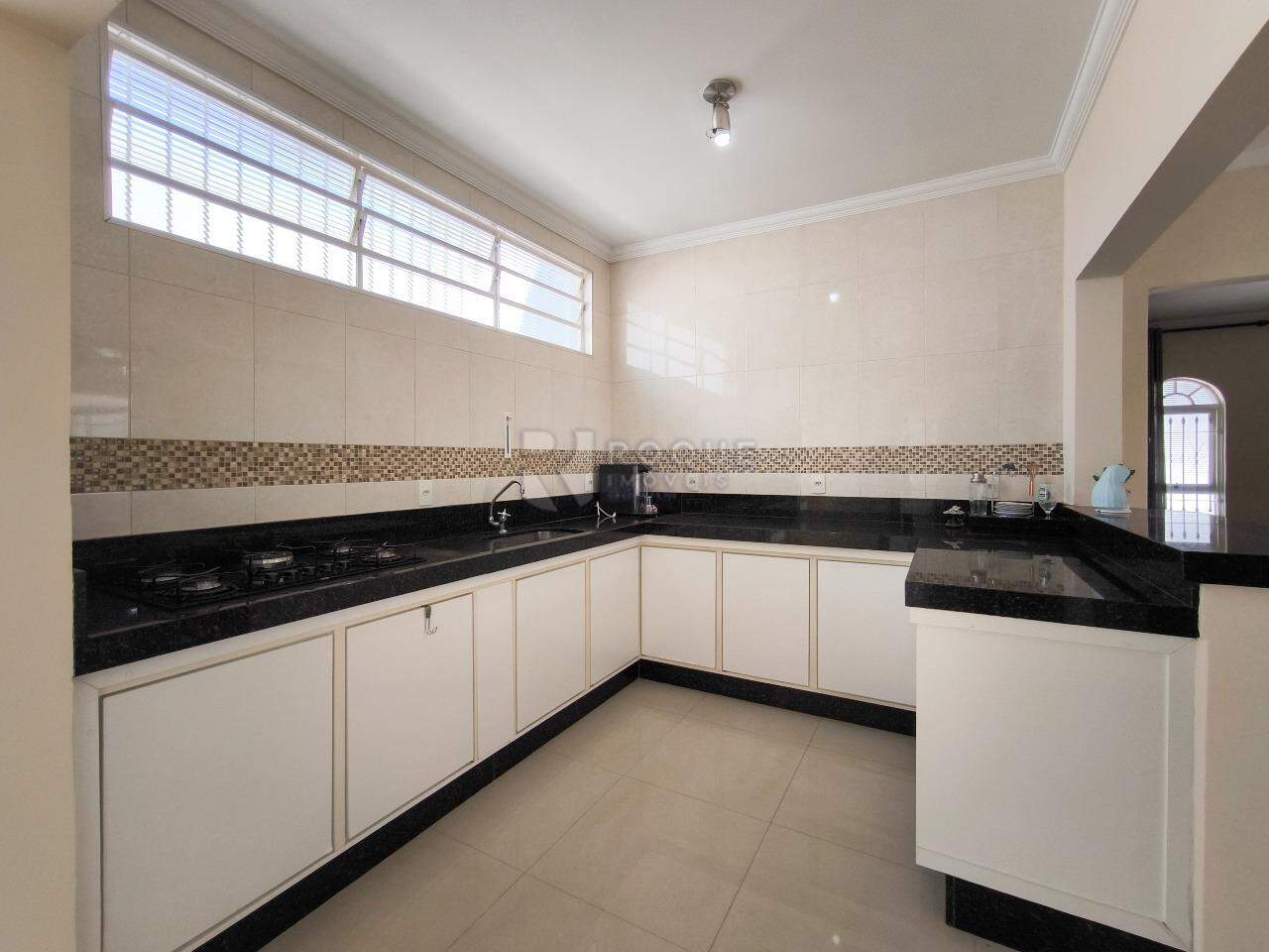 Casa Residencial à venda no bairro Jardim Santo André: COZINHA
