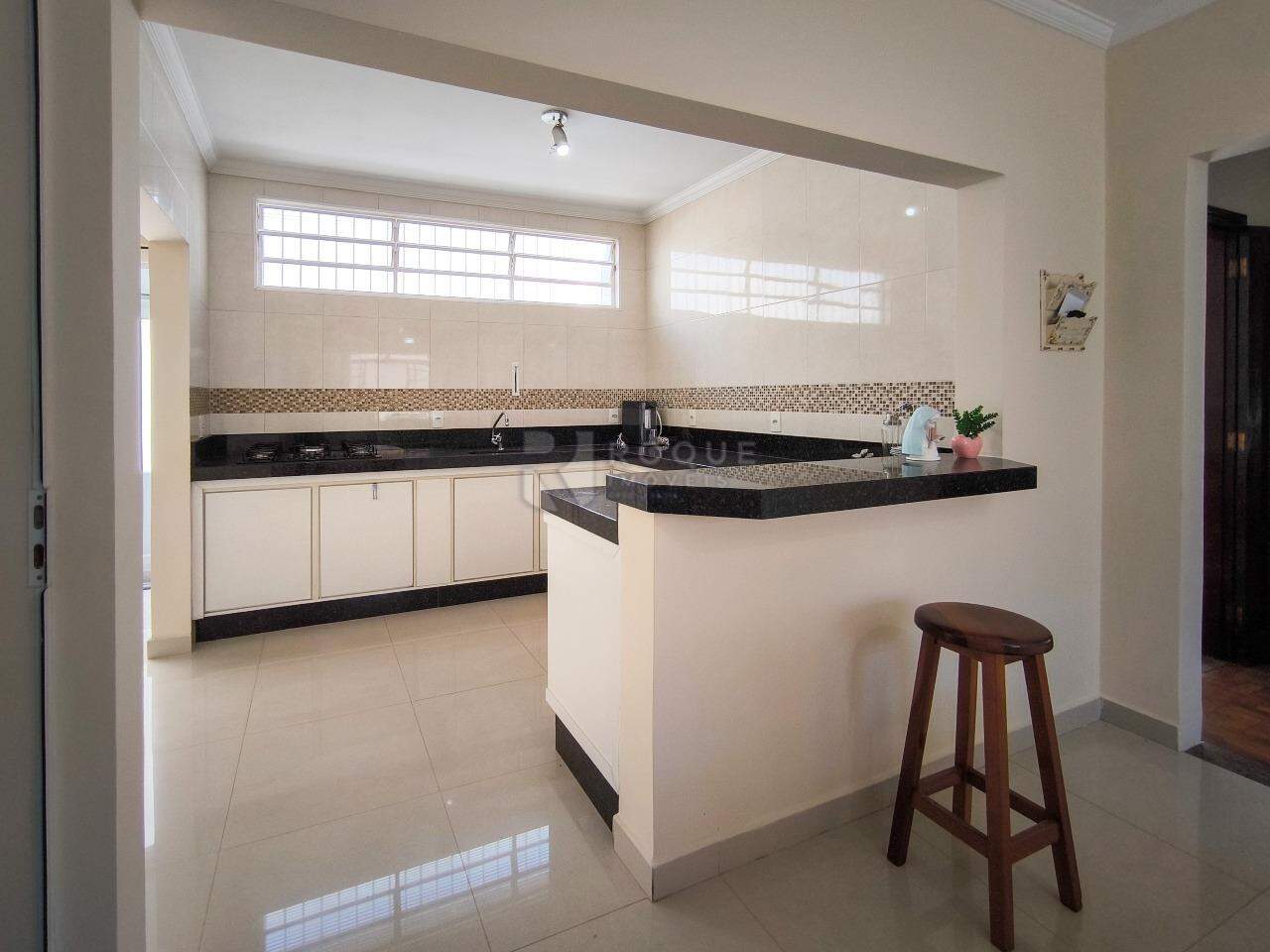 Casa Residencial à venda no bairro Jardim Santo André: COZINHA
