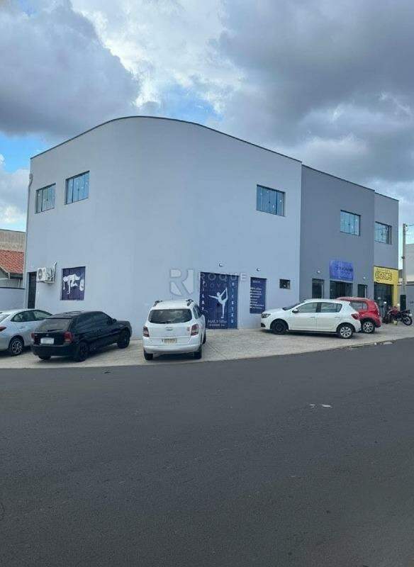 Salão para aluguel no bairro Jardim Manacá: Fachada