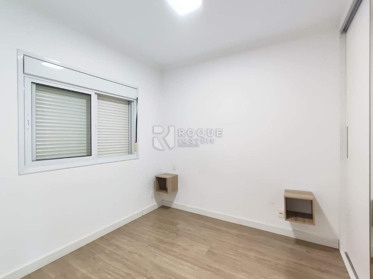 Apartamento à venda no bairro Jardim Aquárius: Suíte