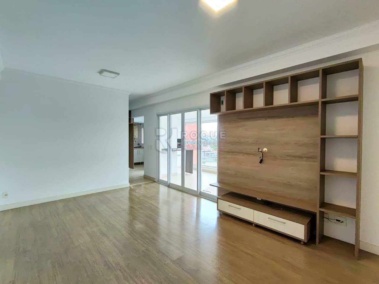 Apartamento à venda no bairro Jardim Aquárius: Sala