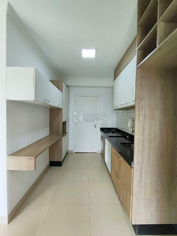 Apartamento à venda no bairro Jardim Aquárius: Cozinha outra vista