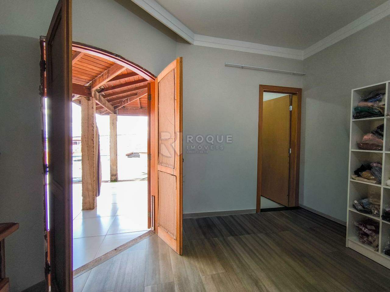 Casa Residencial à venda no bairro Jardim Residencial Recanto Alvorada: SUÍTE