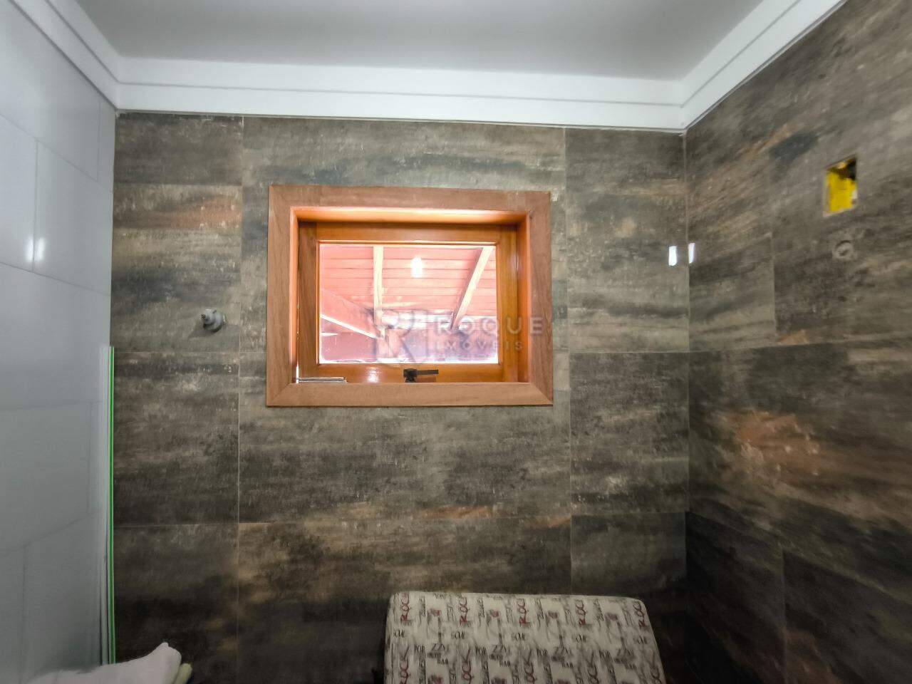 Casa Residencial à venda no bairro Jardim Residencial Recanto Alvorada: WC SUÍTE