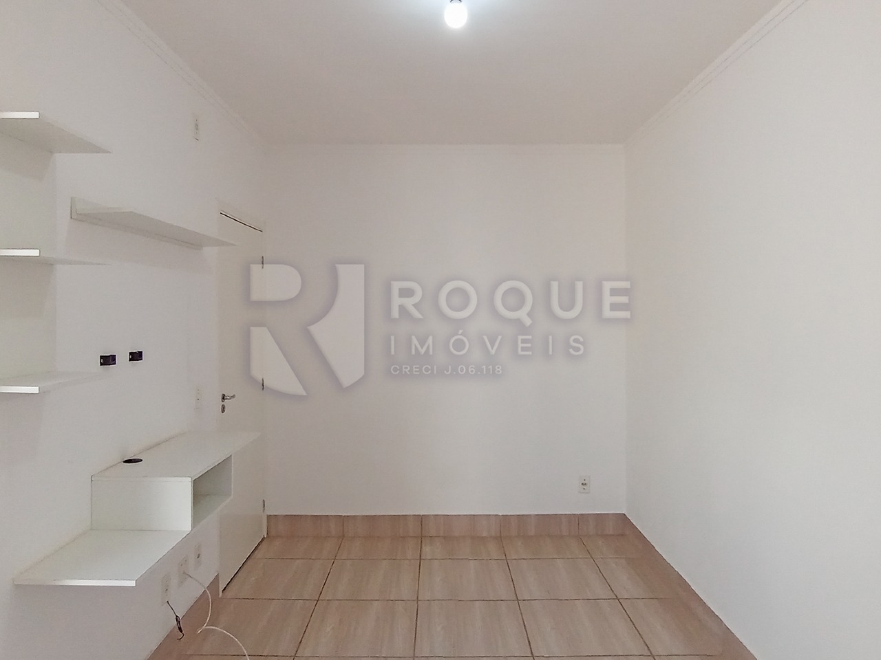 Apartamento à venda no bairro Residencial Villa do Sol: Sala 