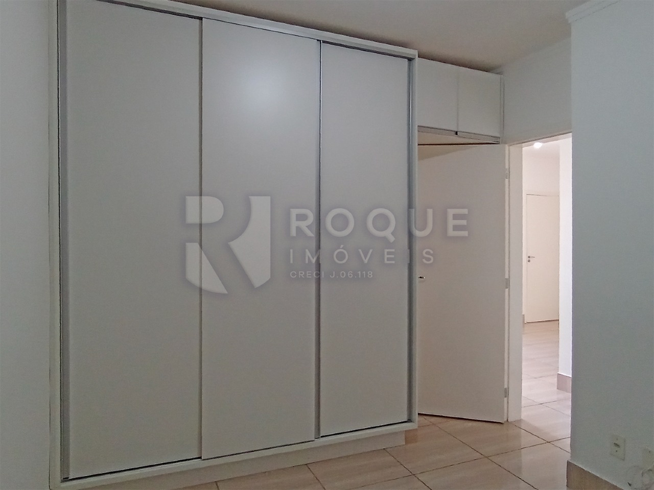 Apartamento à venda no bairro Residencial Villa do Sol: Dormitório 2