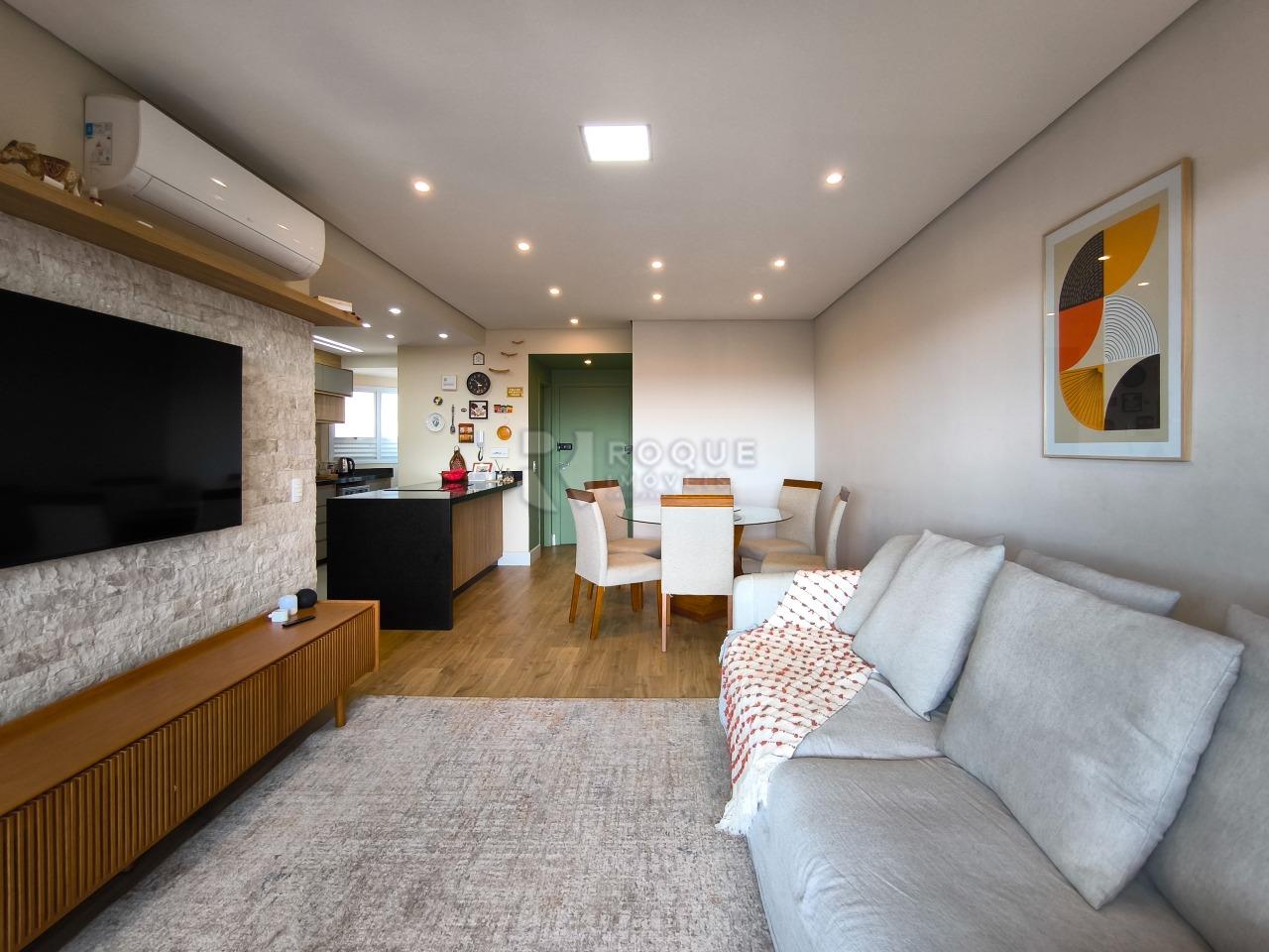 Apartamento à venda no bairro Vila Cristovam: SALA DE ESTAR