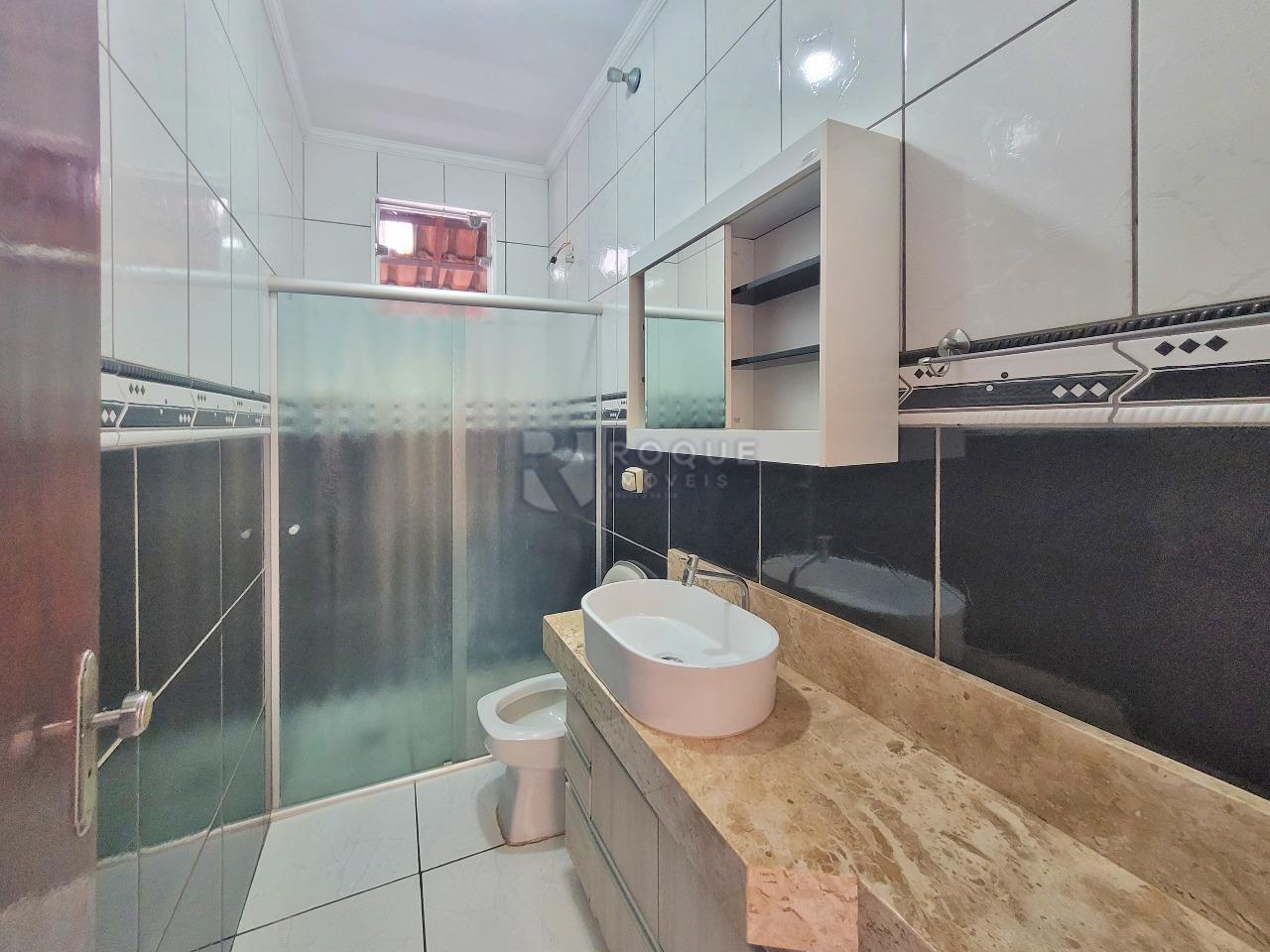 Casa Residencial à venda no bairro Jardim Caieira: BANHEIRO SOCIAL